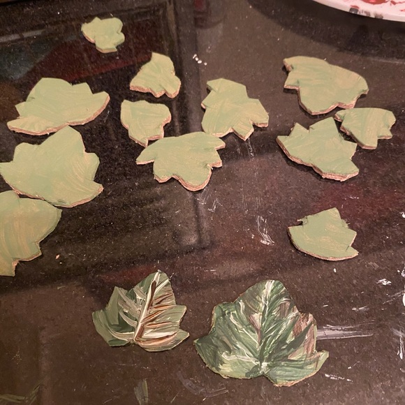 Birdhouse - handpainted ⭐️. Zoom in for details! - Picture 10 of 11